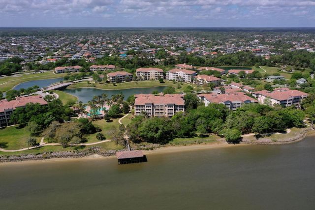 55 Riverview Bnd 2033, Palm Coast, FL 32137