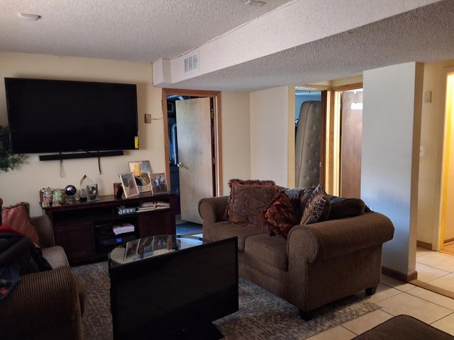 8456 Brunswick Court N, Brooklyn Park, MN 55443