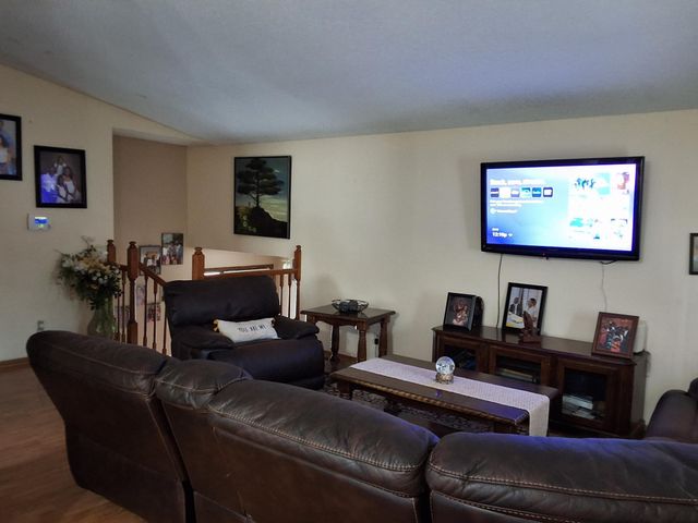 8456 Brunswick Court N, Brooklyn Park, MN 55443