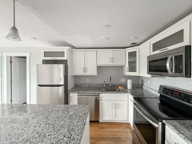 468 Salem St 2, Malden, MA 02148