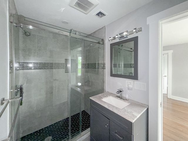 468 Salem St 2, Malden, MA 02148