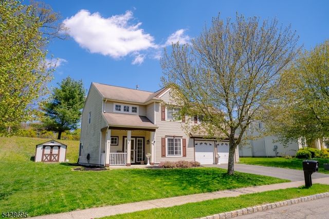 92 Connelly Ave, Mount Olive Twp., NJ 07828