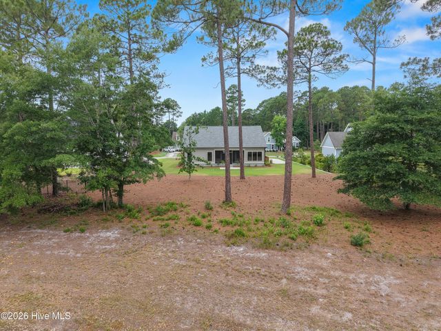 668 Breezewood Drive SE, Bolivia, NC 28422