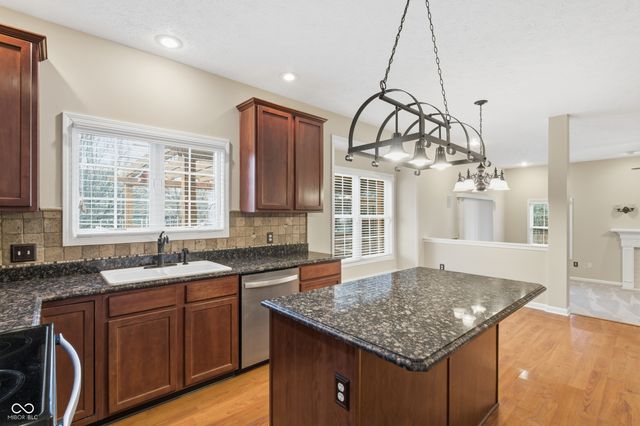 8864 Gardenia Court, Noblesville, IN 46060