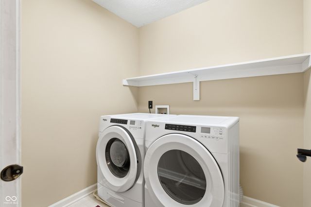 8864 Gardenia Court, Noblesville, IN 46060