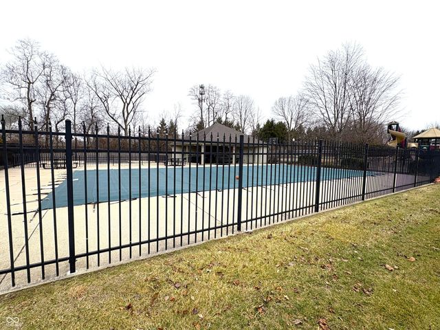 8864 Gardenia Court, Noblesville, IN 46060