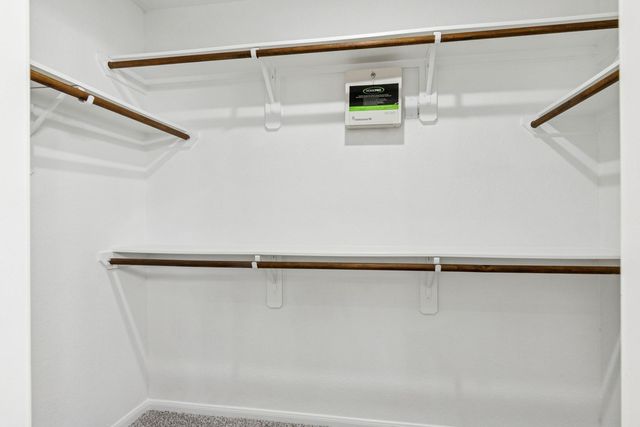 417 De Coster Boulevard, Alvin, TX 77511