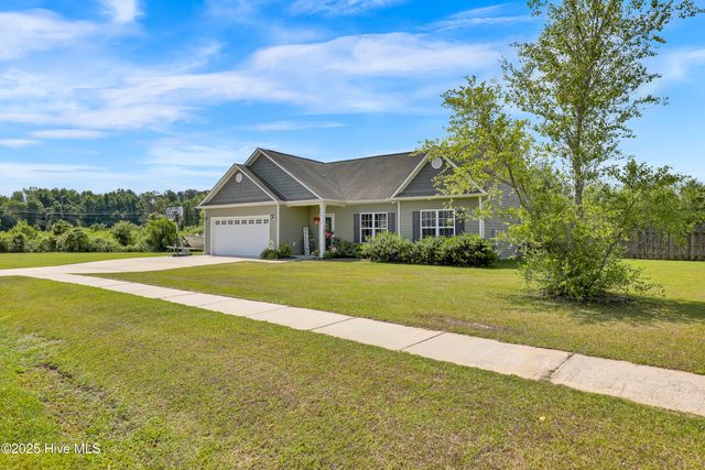 133 Fallbrook Lane, Rocky Point, NC 28457
