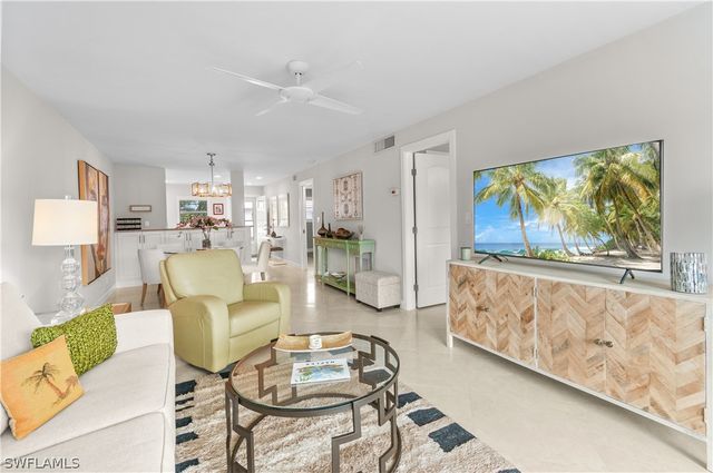 3150 Binnacle DR SE 209 - 2J, Naples, FL 34103