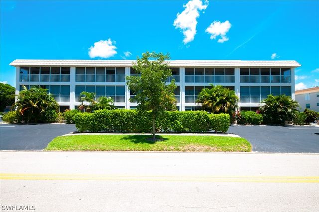 3150 Binnacle DR SE 209 - 2J, Naples, FL 34103