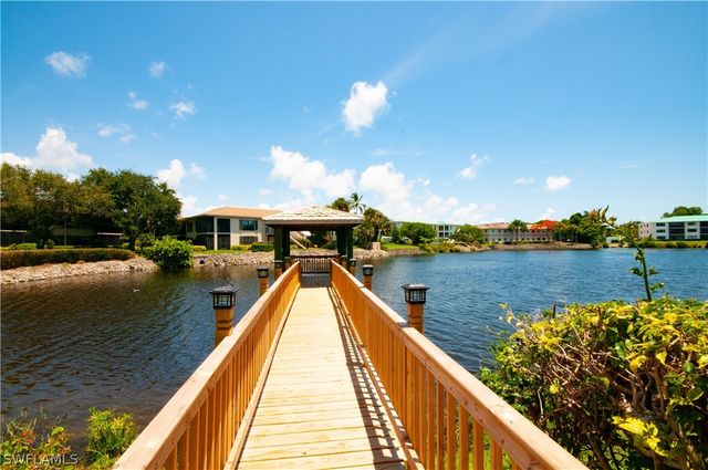 3150 Binnacle DR SE 209 - 2J, Naples, FL 34103