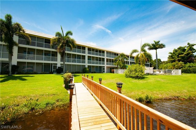 3150 Binnacle DR SE 209 - 2J, Naples, FL 34103