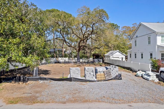 1428 Goblet Avenue, Mount Pleasant, SC 29464