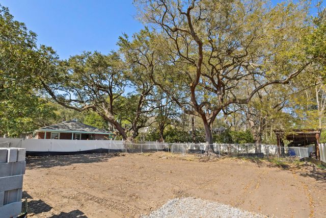 1428 Goblet Avenue, Mount Pleasant, SC 29464