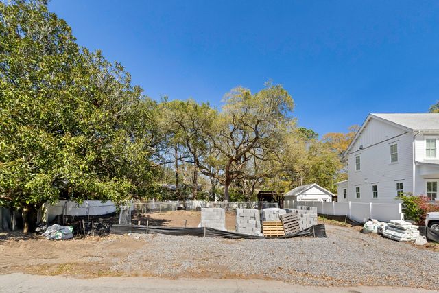 1428 Goblet Avenue, Mount Pleasant, SC 29464