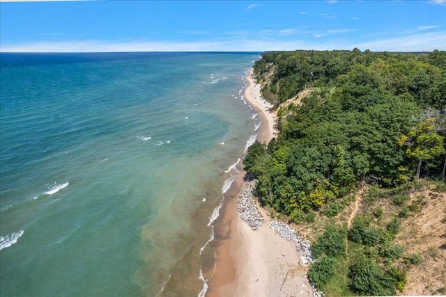997 Lake Lane, Casco Twp, MI 49090