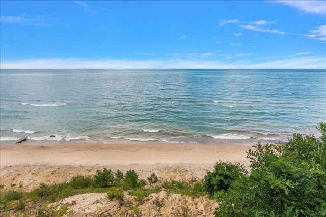 997 Lake Lane, Casco Twp, MI 49090