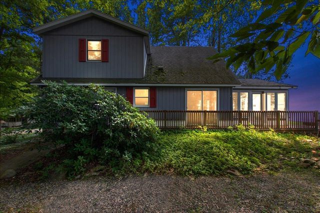 997 Lake Lane, Casco Twp, MI 49090