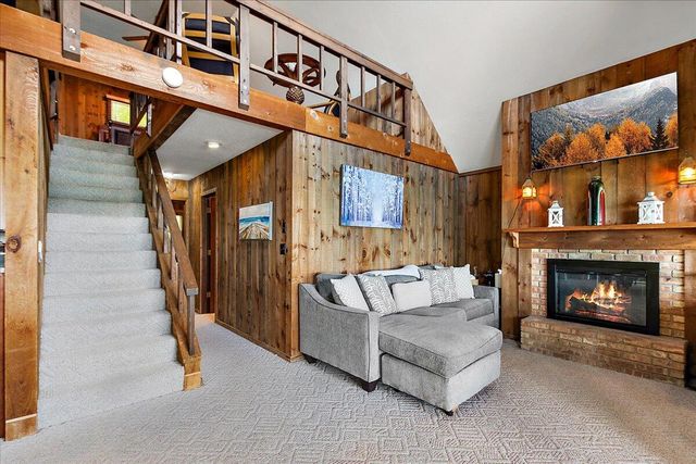 997 Lake Lane, Casco Twp, MI 49090