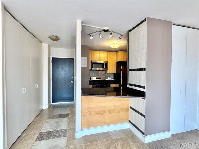 210 N 17th Street 904, St Louis, MO 63103