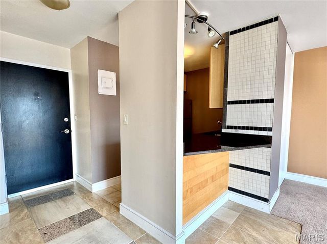 210 N 17th Street 904, St Louis, MO 63103