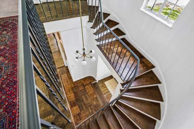 2133 Inwood Drive, Houston, TX 77019