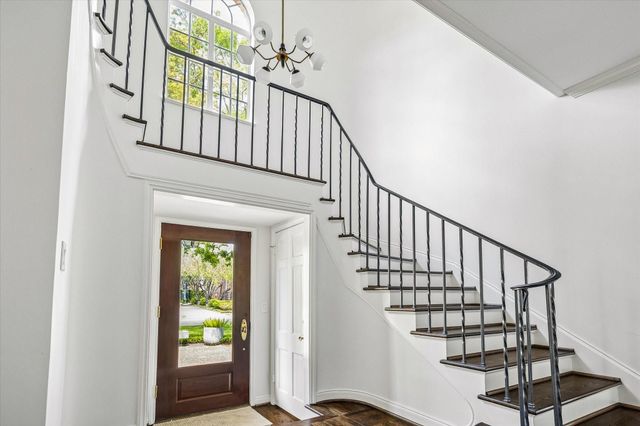 2133 Inwood Drive, Houston, TX 77019