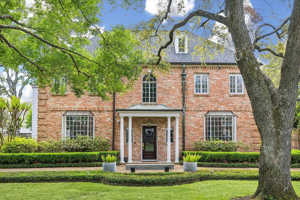2133 Inwood Drive, Houston, TX 77019
