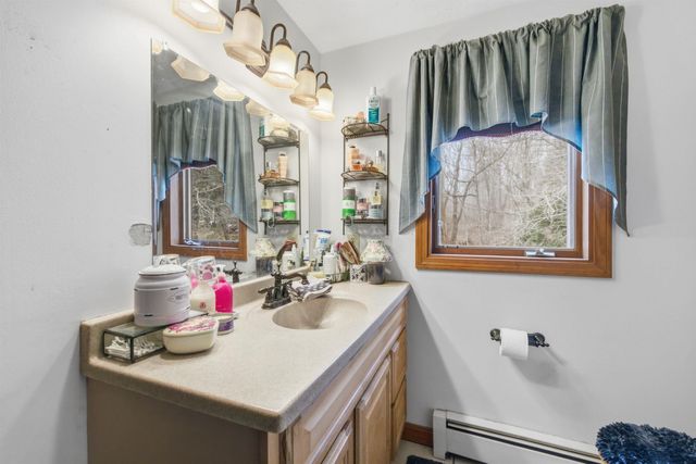 299 Concord Road, Northfield, NH 03276