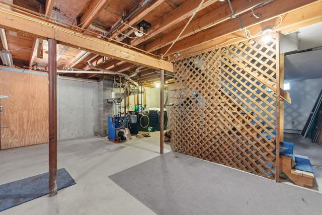 299 Concord Road, Northfield, NH 03276