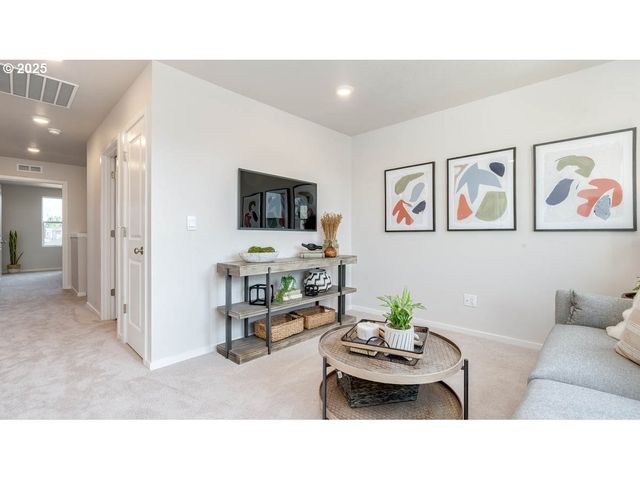 2805 U St, Springfield, OR 97477