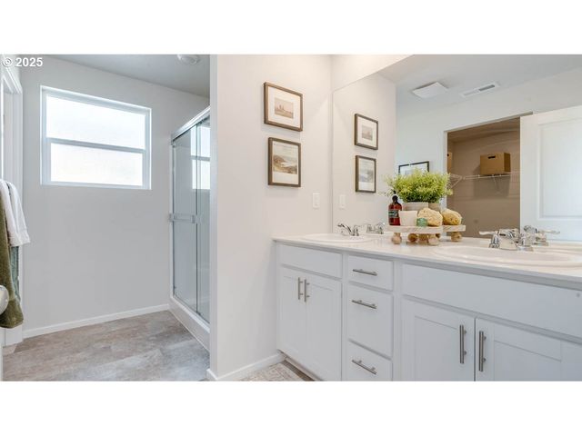 2805 U St, Springfield, OR 97477