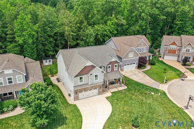 3200 Barkham Dr, Midlothian, VA 23112