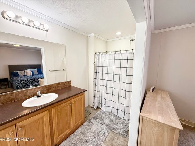 65 Woodchuck Parkway, Whiting, NJ 08759