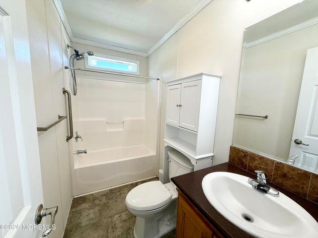 65 Woodchuck Parkway, Whiting, NJ 08759