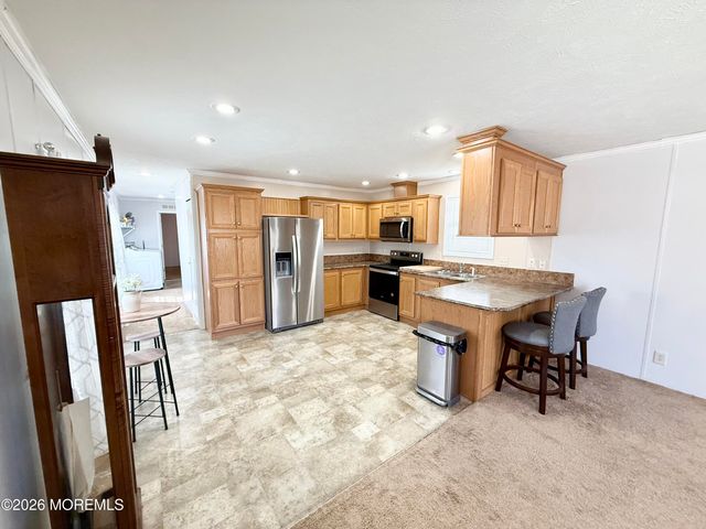 65 Woodchuck Parkway, Whiting, NJ 08759
