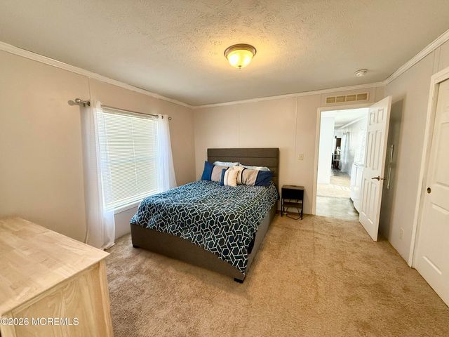 65 Woodchuck Parkway, Whiting, NJ 08759