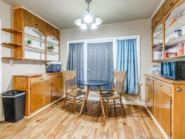 517 N 11th Avenue, Guthrie, OK 73044