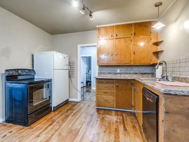 517 N 11th Avenue, Guthrie, OK 73044