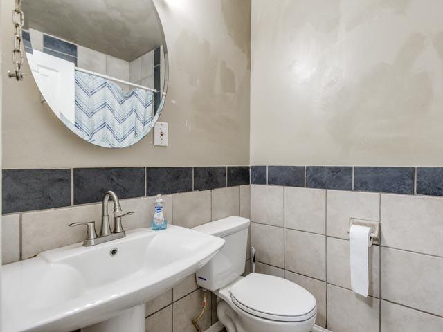 517 N 11th Avenue, Guthrie, OK 73044