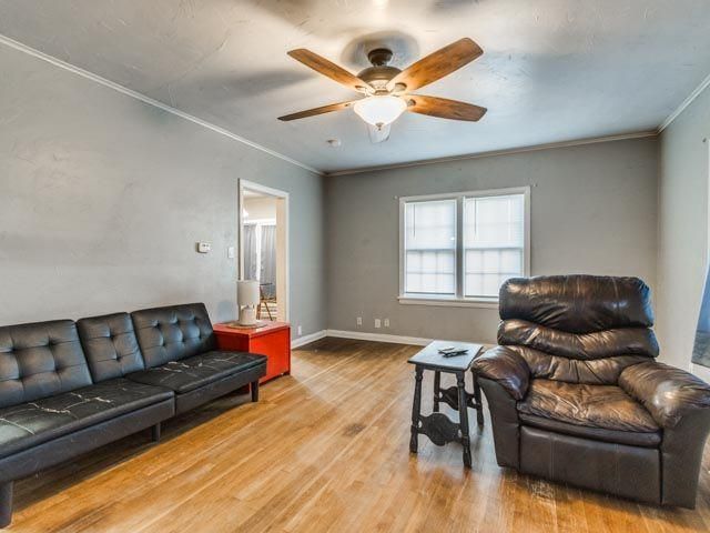 517 N 11th Avenue, Guthrie, OK 73044