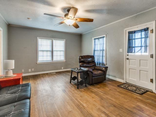 517 N 11th Avenue, Guthrie, OK 73044