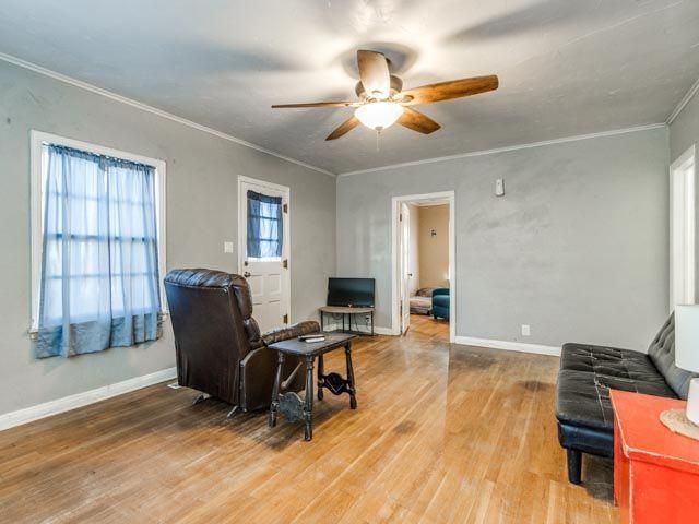 517 N 11th Avenue, Guthrie, OK 73044