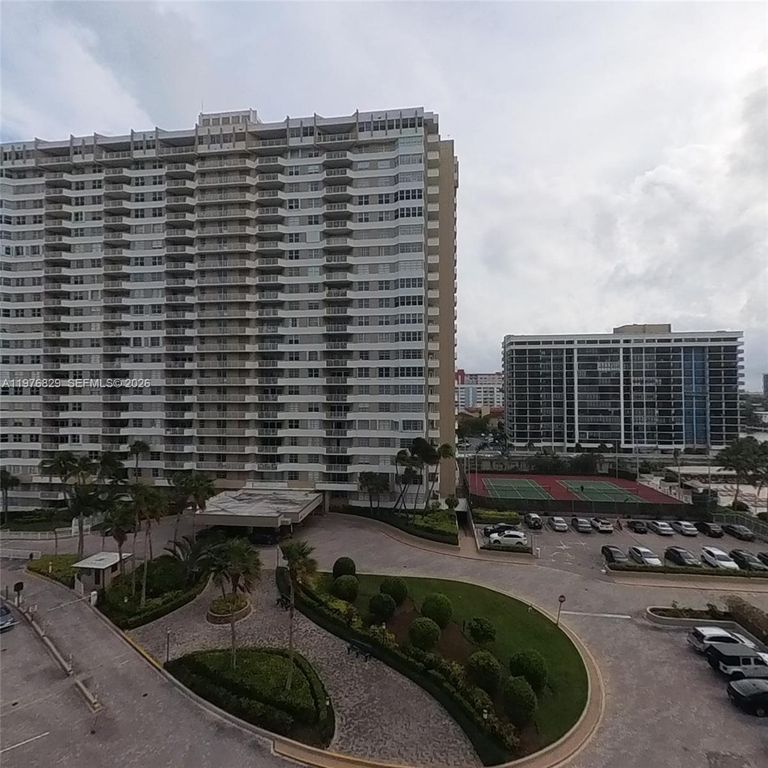 1965 S Ocean Dr 7E, Hallandale Beach, FL 33009