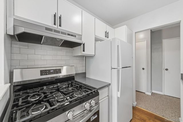 5 Sadore Lane H3, Yonkers, NY 10710