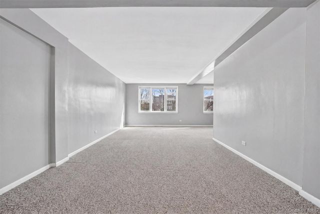 5 Sadore Lane H3, Yonkers, NY 10710