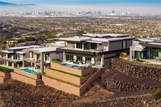 1205 Amber Rim Drive, Henderson, NV 89012