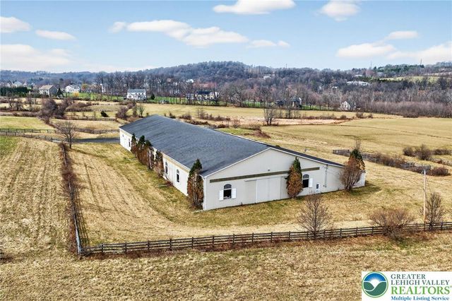 2121 Church View Road, Lower Milford Twp, PA 18036