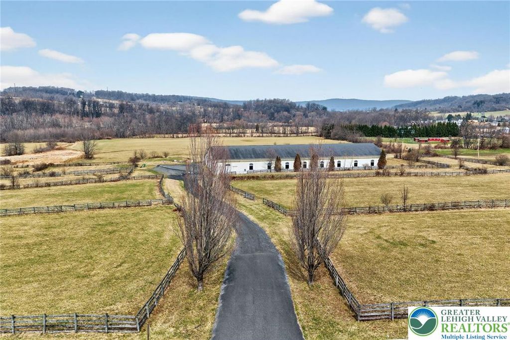 2121 Church View Road, Lower Milford Twp, PA 18036