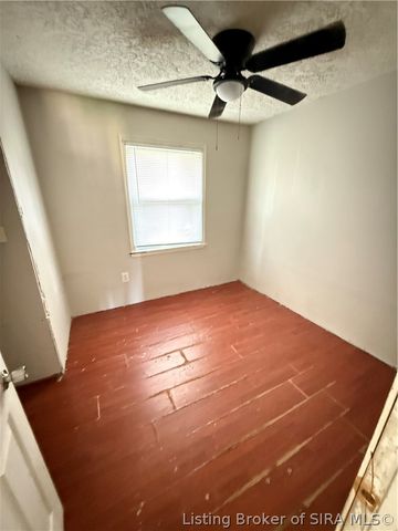 2336 Tupelo Drive, Clarksville, IN 47129